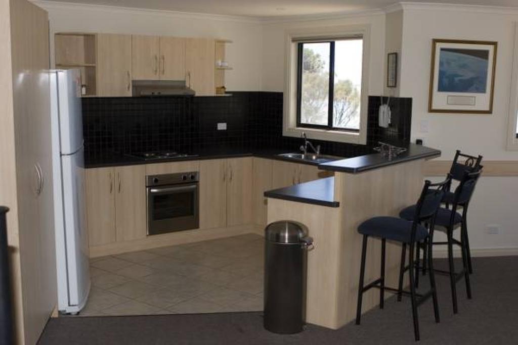 Cliff House Beachfront Villas Moonta Rom bilde