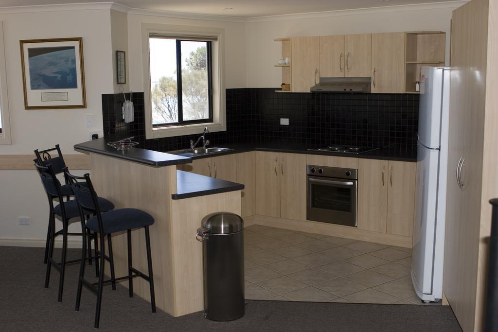 Cliff House Beachfront Villas Moonta Rom bilde